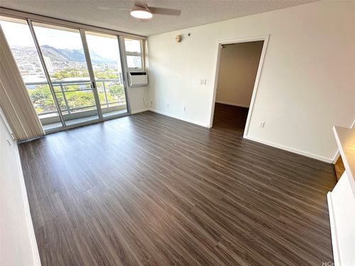 apt-1006-215 N King St, Honolulu, HI, 96817-6705 | Card Image