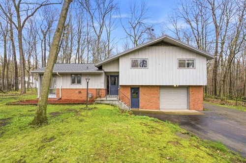 9156 Center Road, Clayton, WI, 54956 | Card Image