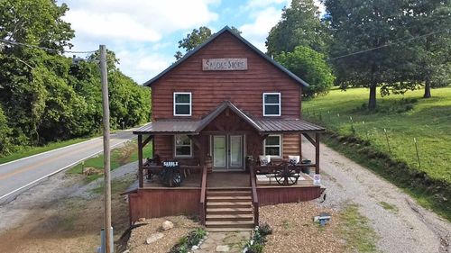 7541 Highway 289 N, Mammoth Spring, AR, 72554-7392 | Card Image