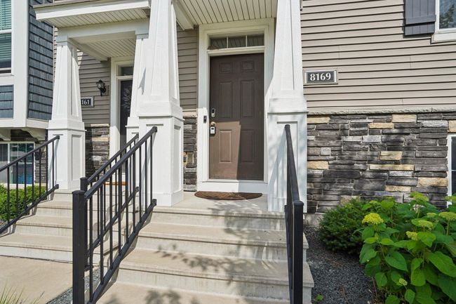 4-web-or-mls-- 8169 Central Park Way-1806-004.jpg | Image 4