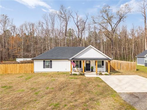 209 Newbern Dr, Knotts Island, NC, 27950-9736 | Card Image