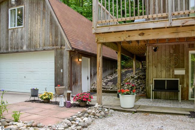 2481 S Schomberg Rd, House other with 3 bedrooms, 2 bathrooms and null parking in Lake Leelanau MI | Image 10