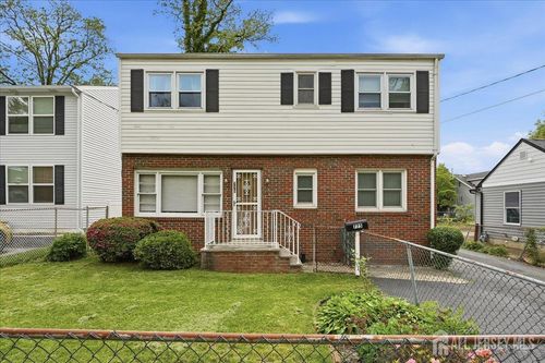 775 Cliffwood Ave, Keyport, NJ, 07735-5160 | Card Image