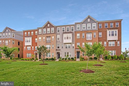 266-9709 Tealbriar Dr, UPPER MARLBORO, MD, 20772-3986 | Card Image