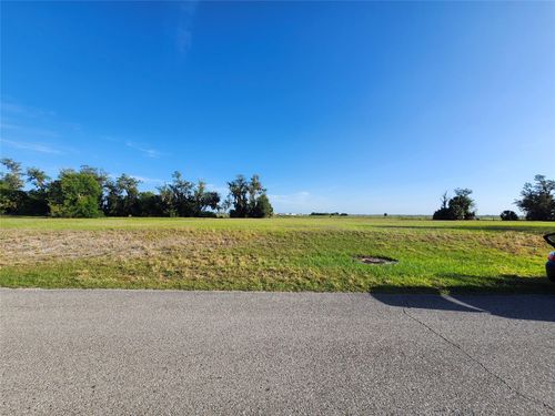 7933 Castile Rd, Sebring, FL, 33876-6011 | Card Image