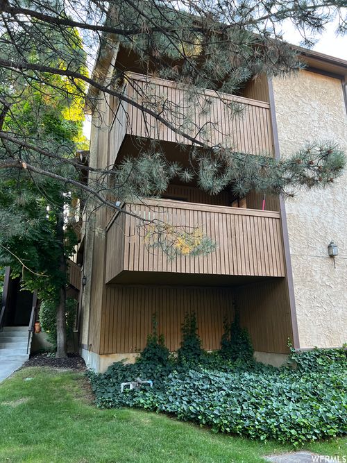 18-9152 S Jefferson Pl, Sandy, UT, 84070-6623 | Card Image