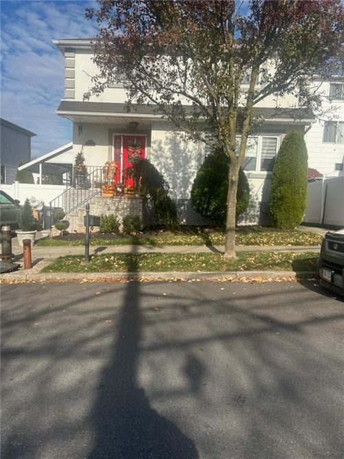 89 Columbus Ave, Staten Island, NY, 10304-4325 | Card Image
