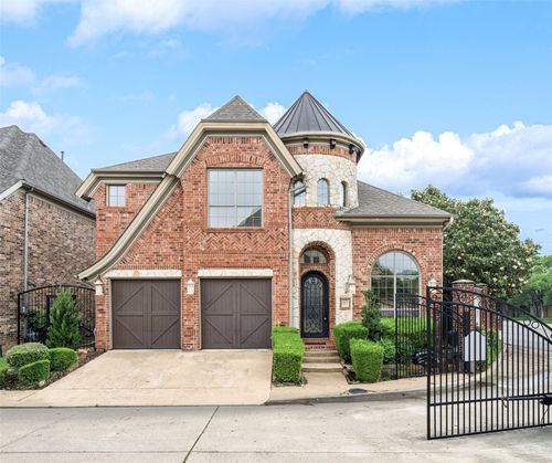 9131 Cochran Bluff Ln, Dallas, TX, 75220-5235 | Card Image