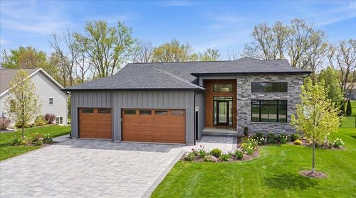 1725 Timberline Dr, Evansdale, IA, 50707-1803 | Card Image