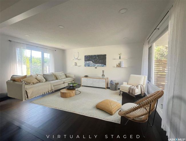 Living Room Staged | Image 9