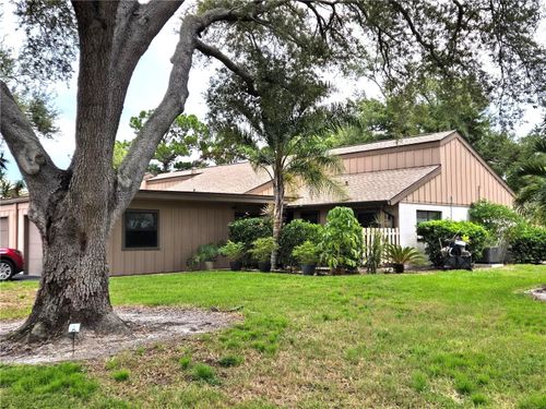 5699 Westwind Ln, Sarasota, FL, 34231-8427 | Card Image