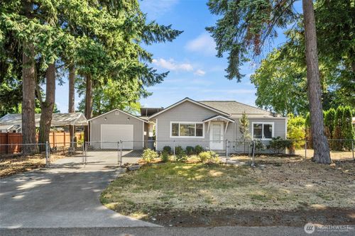 610 128th Street S, Tacoma, WA, 98444 | Card Image