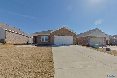 386 Angela St, Prattville, AL, 36066-6402 | Card Image