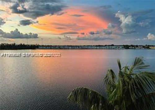 509-1075 Ne Miami Gardens Dr, Miami, FL, 33179-4600 | Card Image
