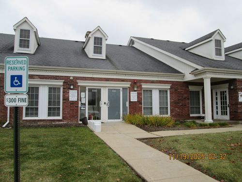 ste-1010-33 W Higgins Rd, South Barrington, IL, 60010-9131 | Card Image