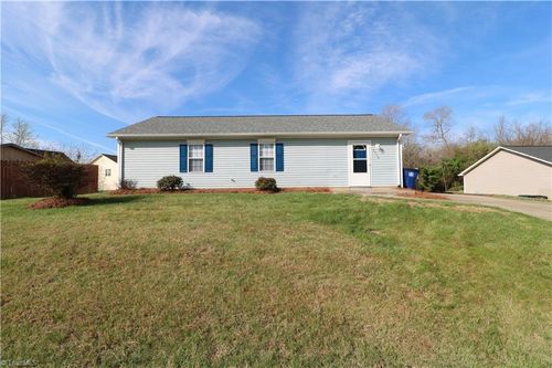 2502 Bethabara Rd, Winston Salem, NC, 27106-1802 | Card Image