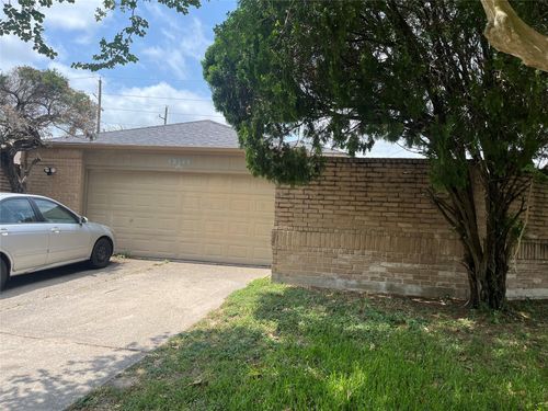 12147 Swords Creek Rd, Houston, TX, 77067-1247 | Card Image