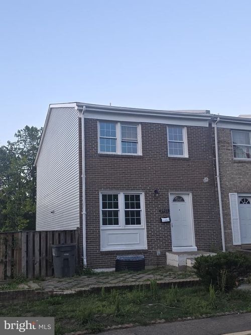 2915 Pheasant Ln, WOODBRIDGE, VA, 22191-4621 | Card Image