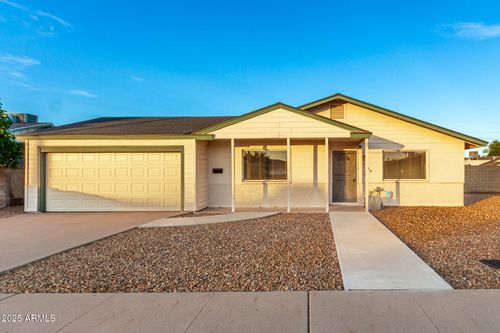 8450 E Indianola Ave, Scottsdale, AZ, 85251-4923 | Card Image