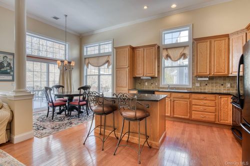 236 Encore Blvd, Eastport, NY, 11941-1612 | Card Image