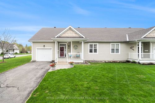 650 Country Trail Pvt, Carlsbad Springs, ON, K0A1K0 | Card Image