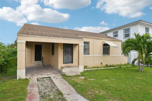 1043 Nw 75th St, Miami, FL, 33150-3337 | Card Image