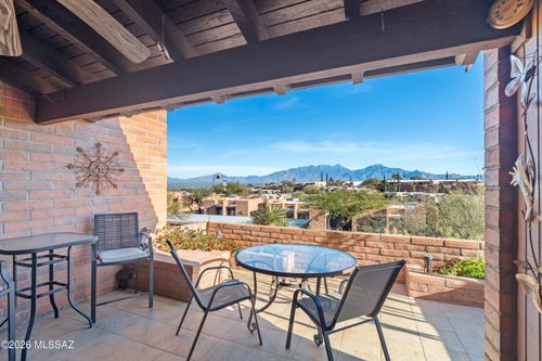 2511 S Calle Cervantes, Green Valley, AZ, 85622-8232 | Card Image