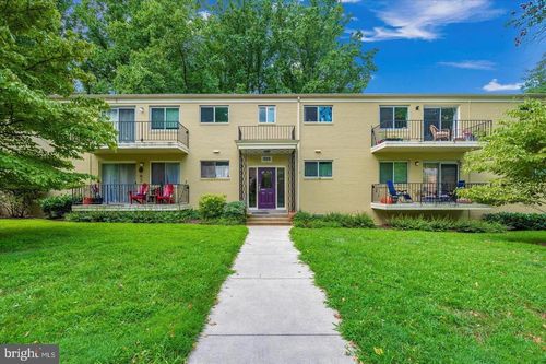 apt-202-10619 Montrose Ave, BETHESDA, MD, 20814-4220 | Card Image