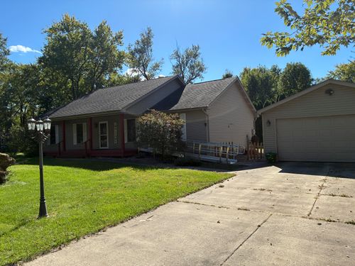 2201 W Morgan Ave, Chesterton, IN, 46304-1938 | Card Image