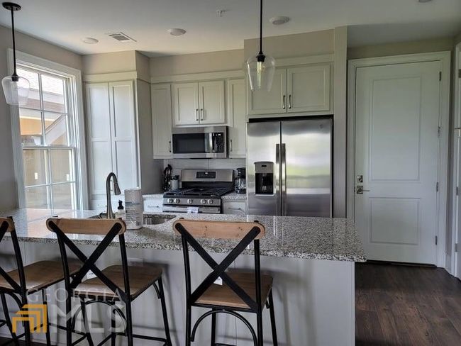 102 - 19 Cottage Ln, Condo with 2 bedrooms, 2 bathrooms and null parking in Toccoa GA | Image 4