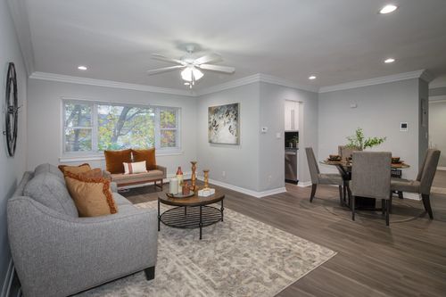 apt-3c-92 S Clinton Ave, Bay Shore, NY, 11706-8663 | Card Image