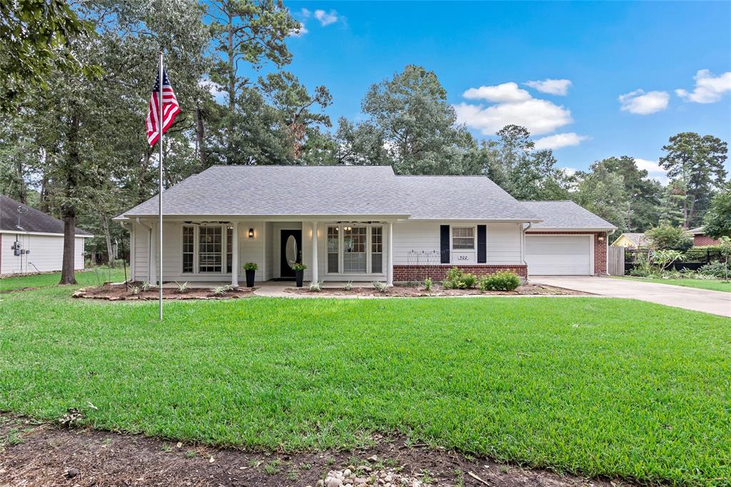 Shadberry Dr, Magnolia, TX 77354