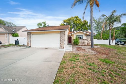 8121 Morristown Trl, Jacksonville, FL, 32244-4880 | Card Image