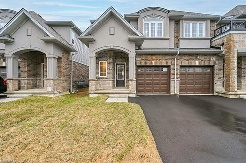 45 Linden Park Lane, Hamilton, ON, L9A1Y3 | Card Image