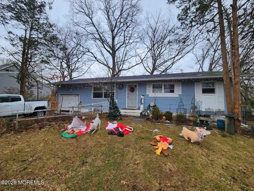 26 Oregon Ave, Jackson, NJ, 08527-2150 | Card Image