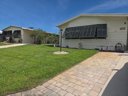 7701 Se Shenandoah Dr, Hobe Sound, FL, 33455-5918 | Card Image