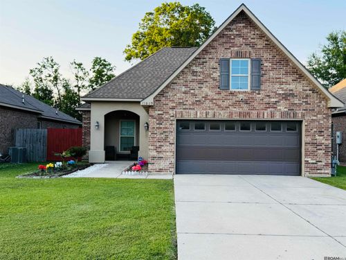 19089 Greenleaf Cir, Ponchatoula, LA, 70454-5274 | Card Image