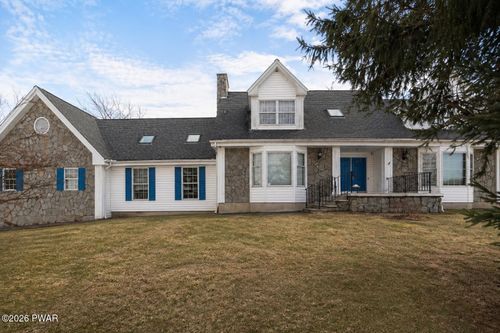 514 Highlawn Dr, East Stroudsburg, PA, 18302-6757 | Card Image