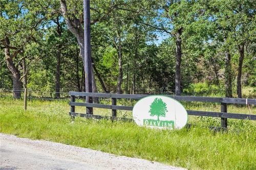 lot-22-1136 Oakview Ln, Thrall, TX, 76578 | Card Image