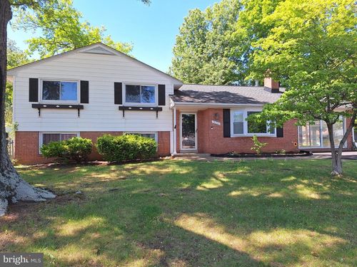 14707 Braddock Rd, CENTREVILLE, VA, 20120-1212 | Card Image
