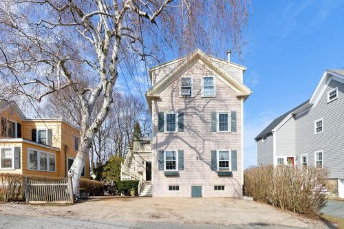 2-13 Linden St, Marblehead, MA, 01945-2311 | Card Image