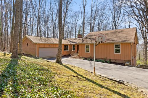 707 Windy Way, Signal Mountain, TN, 37377-2055 | Card Image