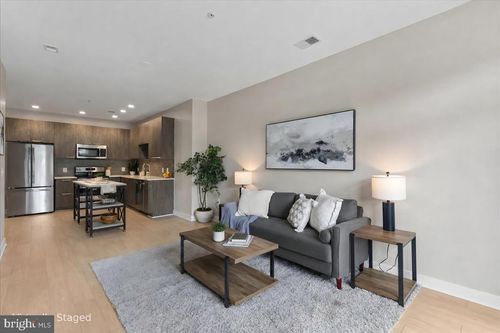 214-989 S Buchanan St, ARLINGTON, VA, 22204-5953 | Card Image