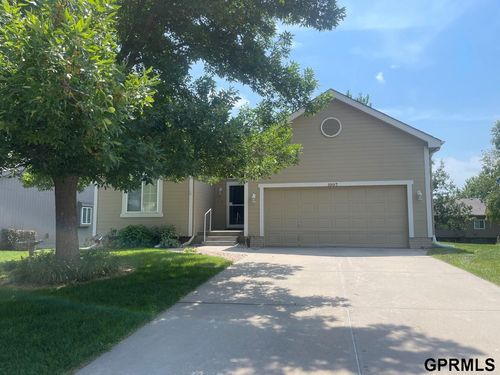 1007 Timberline Dr, Papillion, NE, 68046-4274 | Card Image