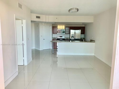 205-7280 Sw 90th St, Miami, FL, 33156-8326 | Card Image