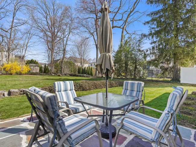 8 Randolph Pl, House other with 2 bedrooms, 1 bathrooms and null parking in Trumbull CT | Image 20