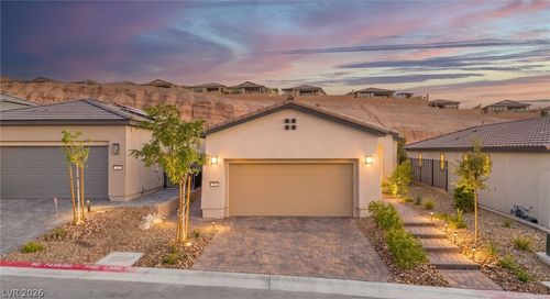72 Crimson Cactus Ave, Henderson, NV, 89011-4543 | Card Image