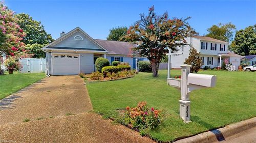 803 Ashley Pl, Newport News, VA, 23608-3391 | Card Image