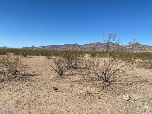 000 W Moenkopi Dr, Golden Valley, AZ, 86413 | Card Image