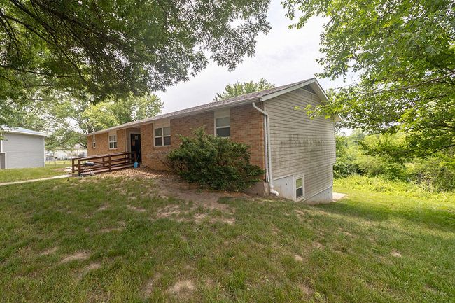 B - 504 W Michael Ct, Home with 3 bedrooms, 2 bathrooms and null parking in COLUMBIA MO | Image 4